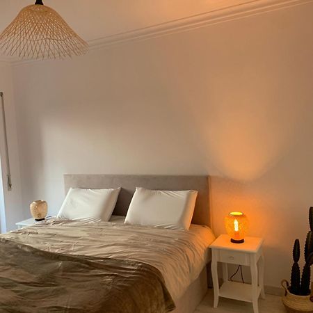 1-Bedroom Sea View Apartment With Private Balcony Costa Da Caparica, Just 5 Minutes From The Beach Costa da Caparica Exterior foto