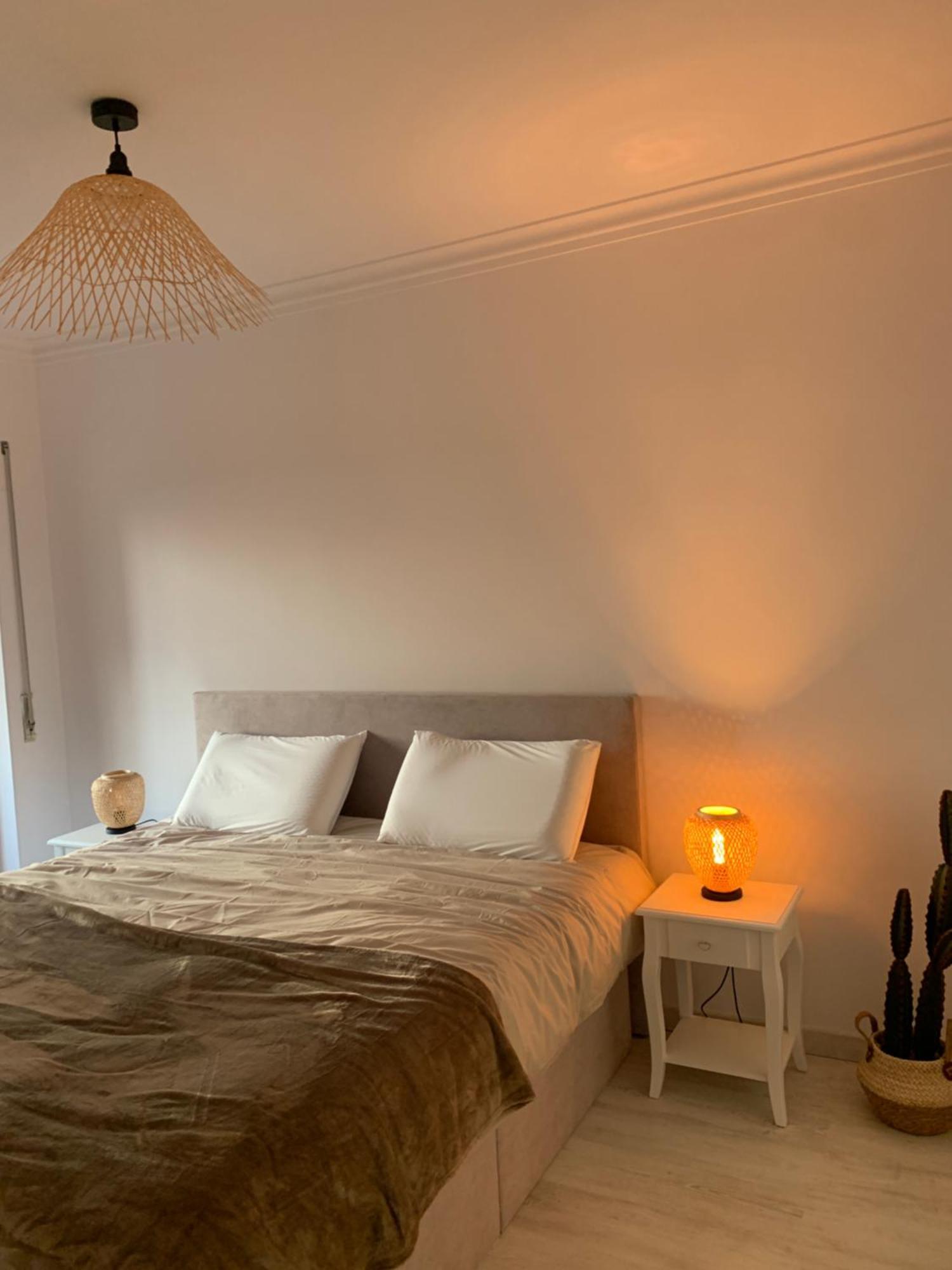 1-Bedroom Sea View Apartment With Private Balcony Costa Da Caparica, Just 5 Minutes From The Beach Costa da Caparica Exterior foto